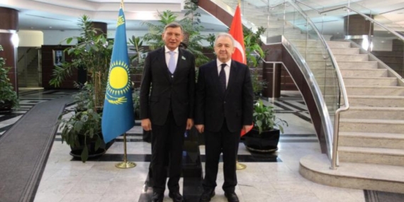 kazak-senator-nurtore-jusip-astana-buyukelcisi-mustafa-kapucu-aa-2320886_1